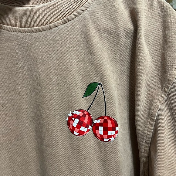 Beige Graphic Short Sleeve Tee - Picture 8 of 8